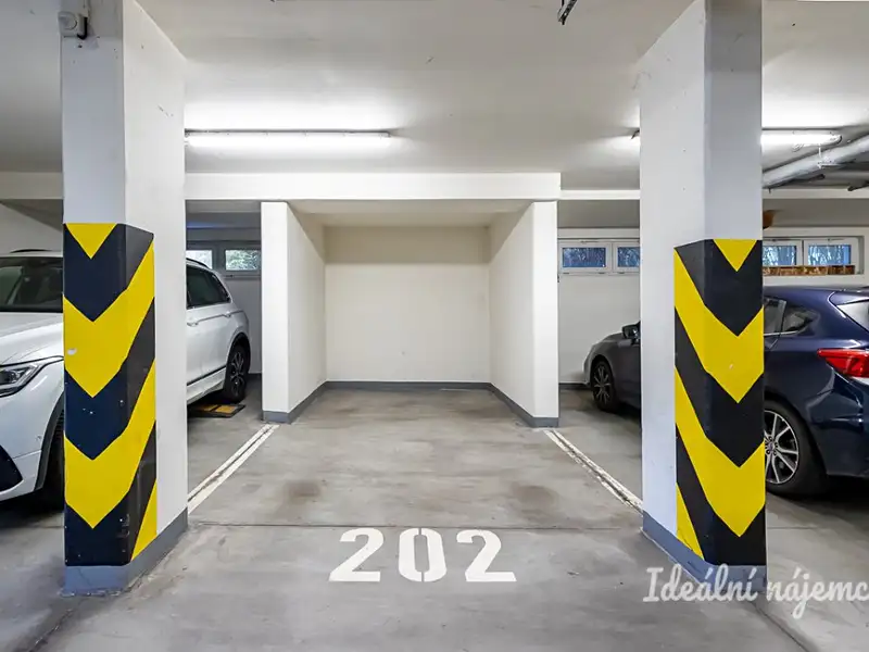 Pronájem bytu 1+kk 28 m², Praha – náhled fotky 3