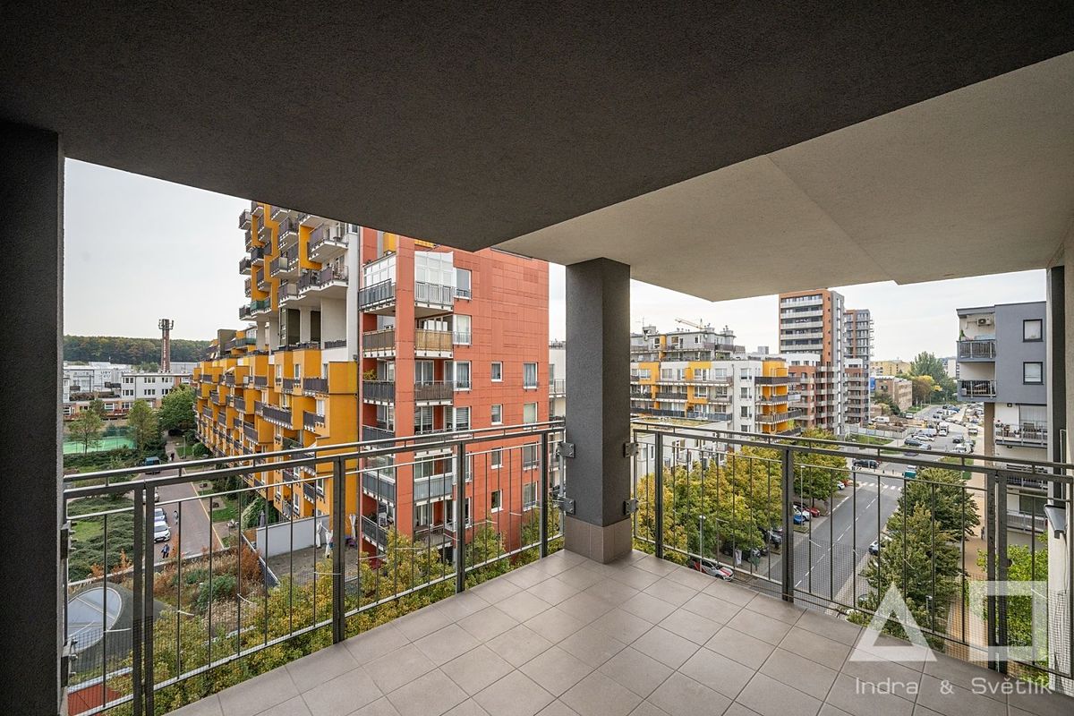Pronájem bytu 3+kk 85 m² – fotografie 3