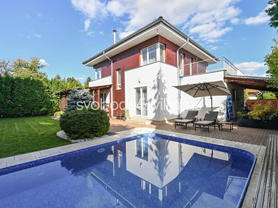 Prodej rodinného domu 178 m², pozemek 686 m²