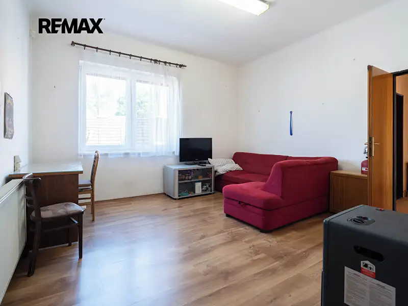 Prodej rodinného domu 200 m², pozemek 297 m², Třebíč – náhled fotky 2