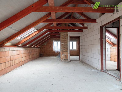 Prodej domu, 109 m² (2 z 14)