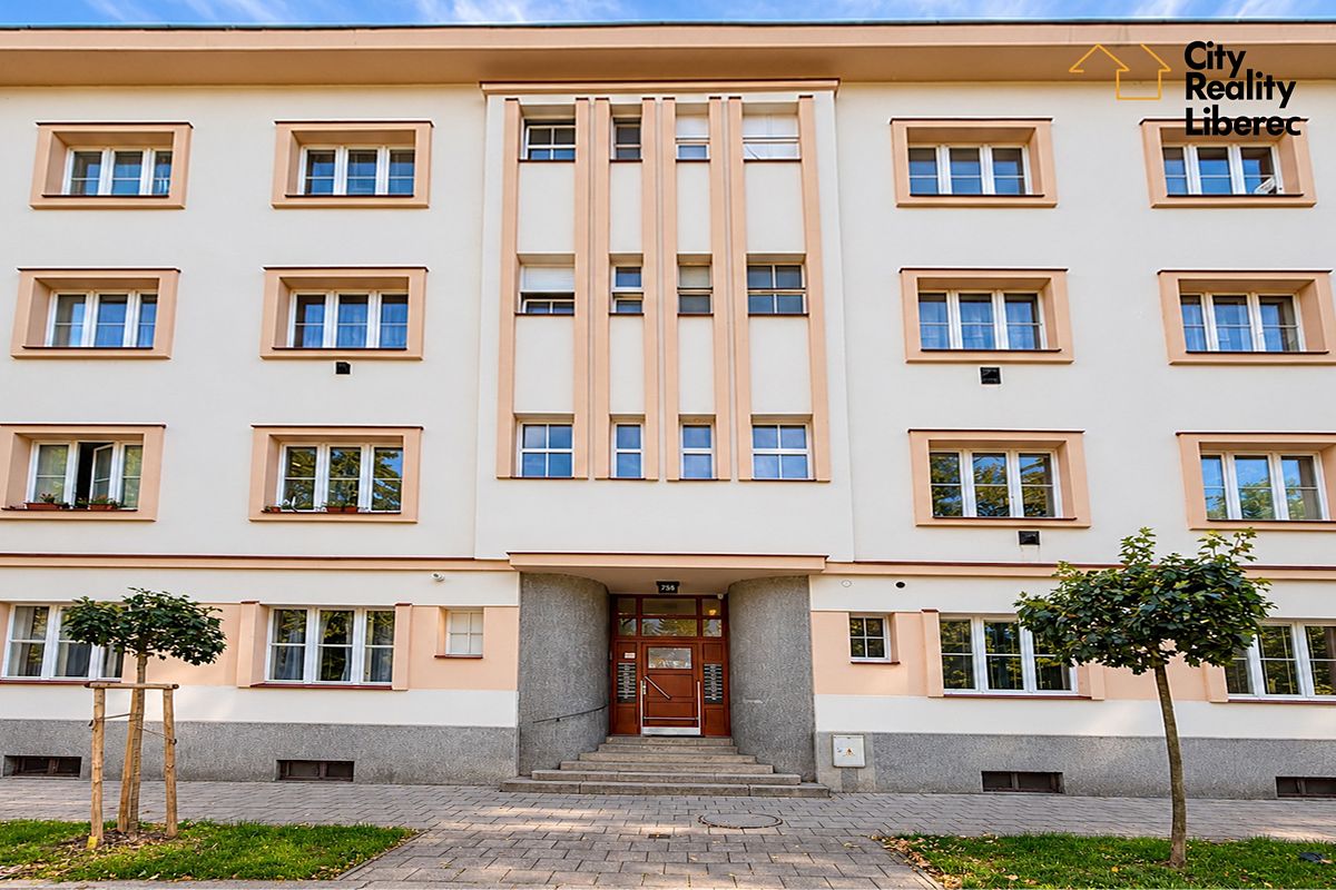 Prodej bytu 1+1 35 m², Hradec Králové – fotka 1 z 3