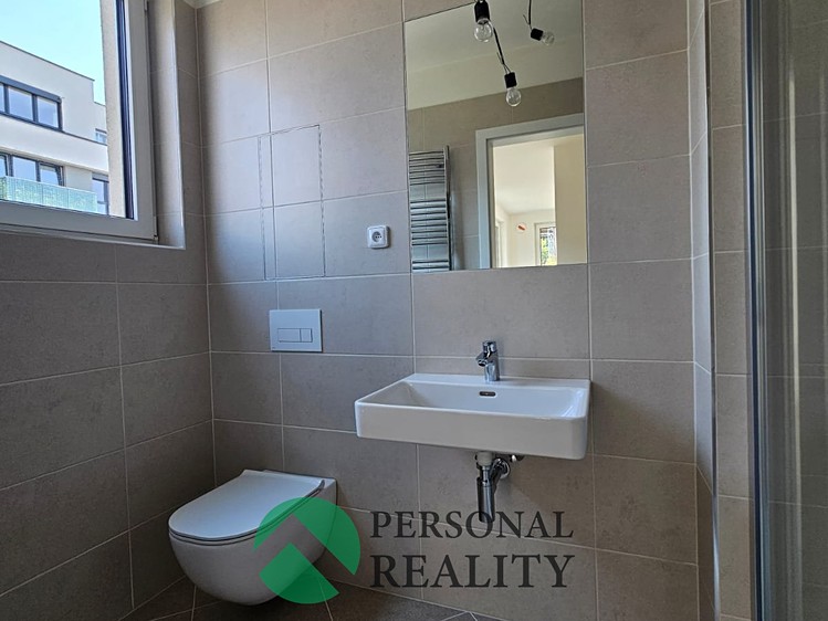 Квартира 4+kk на продаж, 113 м² (20 з 32)
