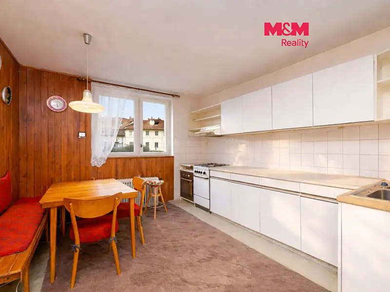 Prodej bytu 3+1 73 m², Hronov – náhled fotky 1