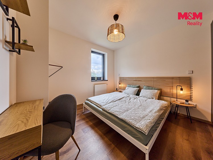 Prodej bytu 2+kk, 42 m² (2 z 23)