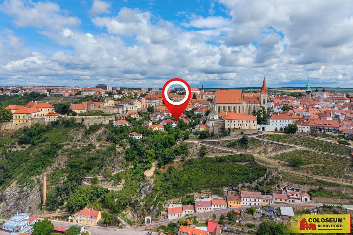 Prodej rodinného domu 150 m², pozemek 322 m², Znojmo – fotka 1 z 3