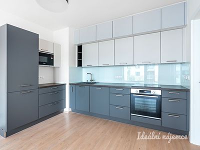 Pronájem bytu 3+kk 89 m²