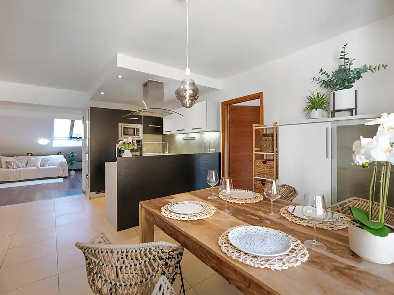Prodej bytu 3+1 100 m², Praha – náhled fotky 3