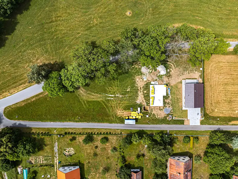 Prodej stavebního pozemku 772 m², Leskovice – náhled fotky 1