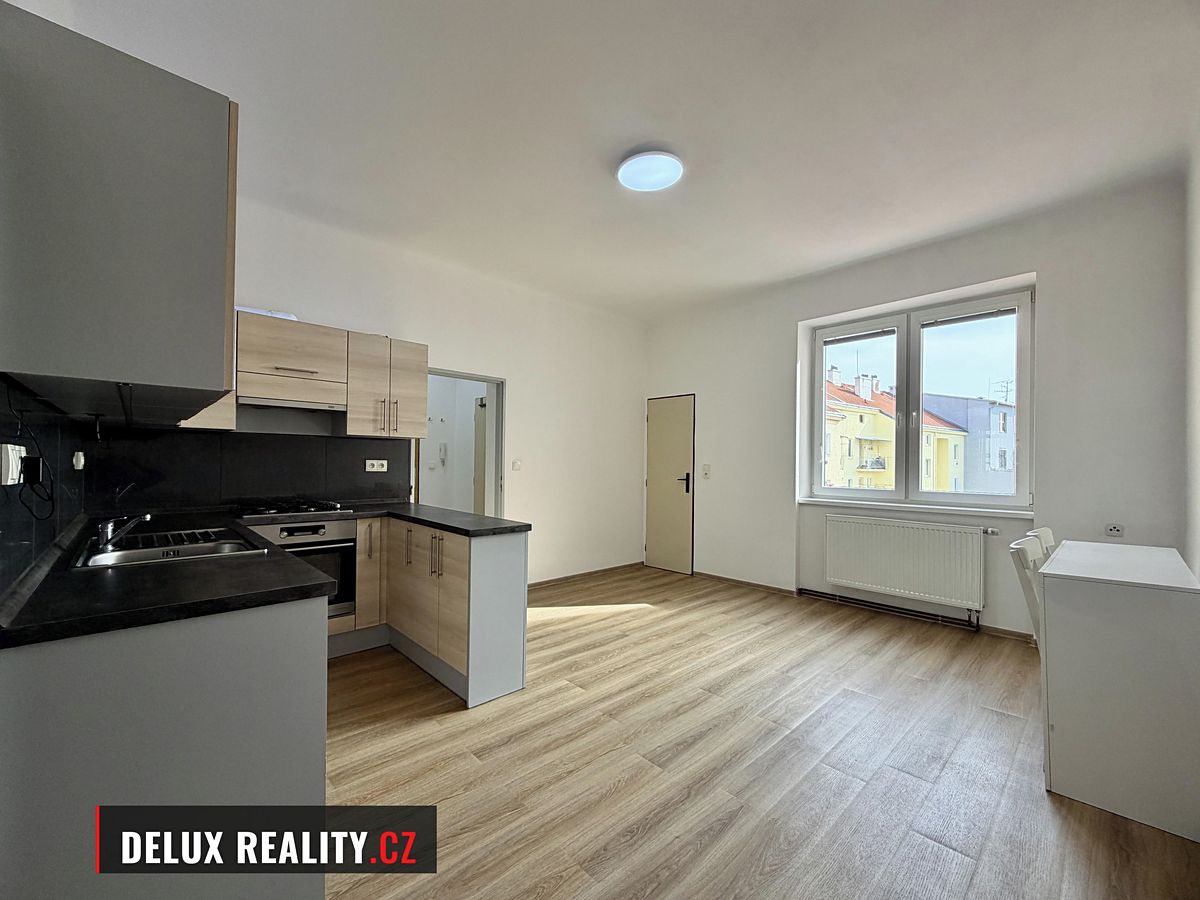 Pronájem bytu 2+kk 65 m²