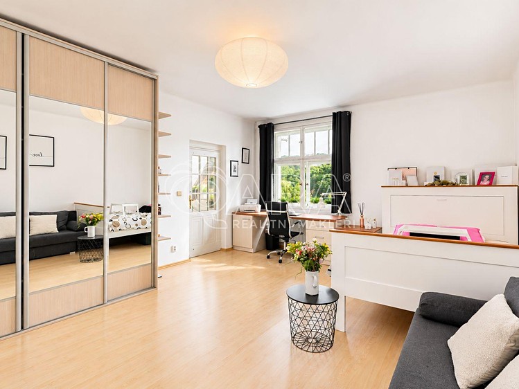 Prodej komerčního prostoru, 747 m² (13 z 46)