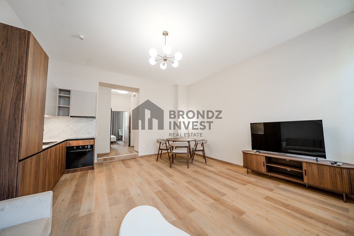 Pronájem bytu 2+kk 60 m² – fotografie 3