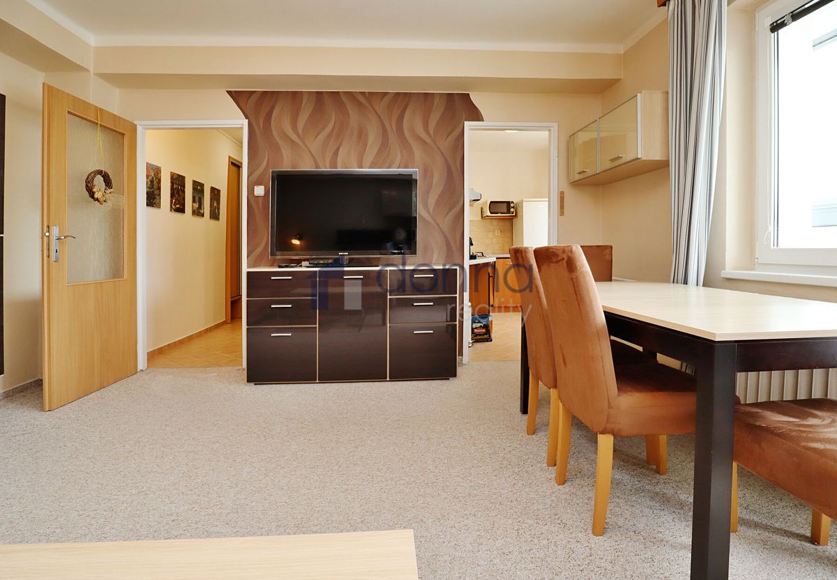 Pronájem bytu 2+1 48 m² – fotografie 2