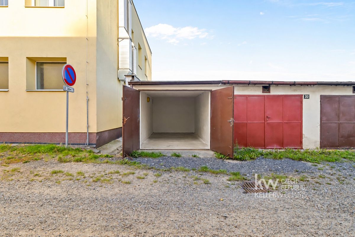 Prodej garáže 15 m² – fotografie 3