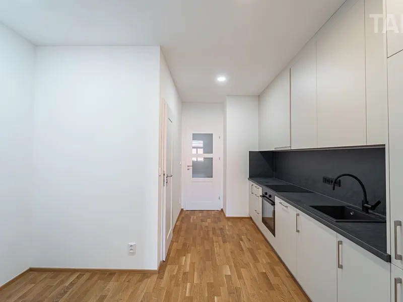 Prodej bytu 1+1 47 m², Milíčova, Praha 3