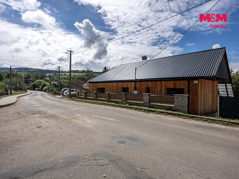 Prodej rodinného domu 182 m², pozemek 535 m², Bojkovice – náhled fotky 2