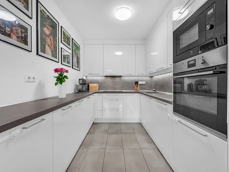 Prodej bytu 3+kk 62 m², Praha – náhled fotky 2