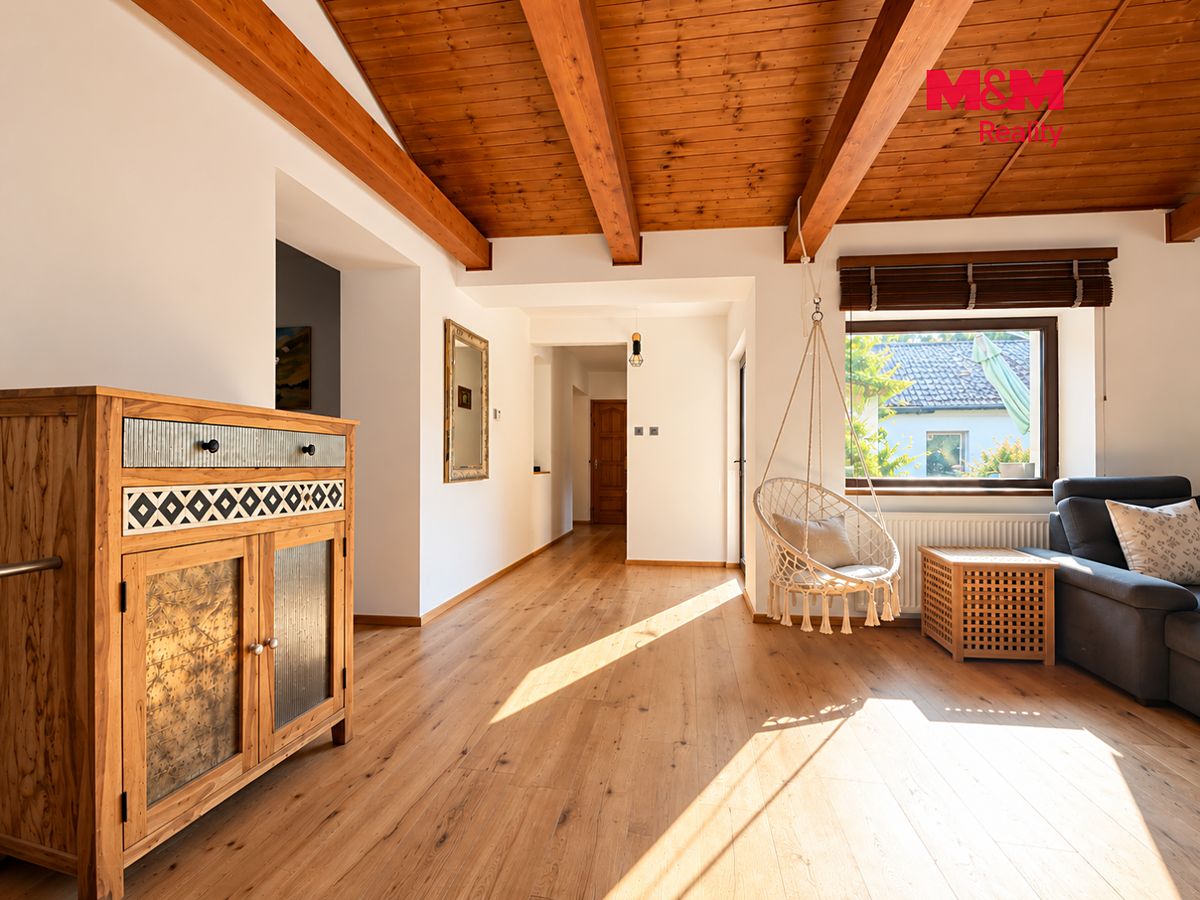 Pronájem rodinného domu 171 m², pozemek 464 m² – fotografie 5