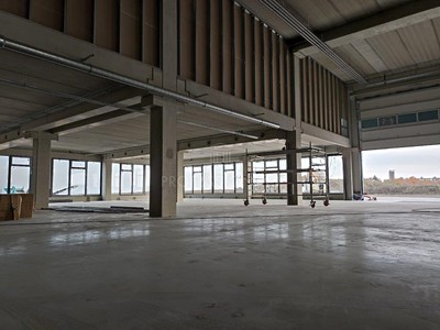 Комерційне приміщення в оренду, 5 500 м² (2 з 6)