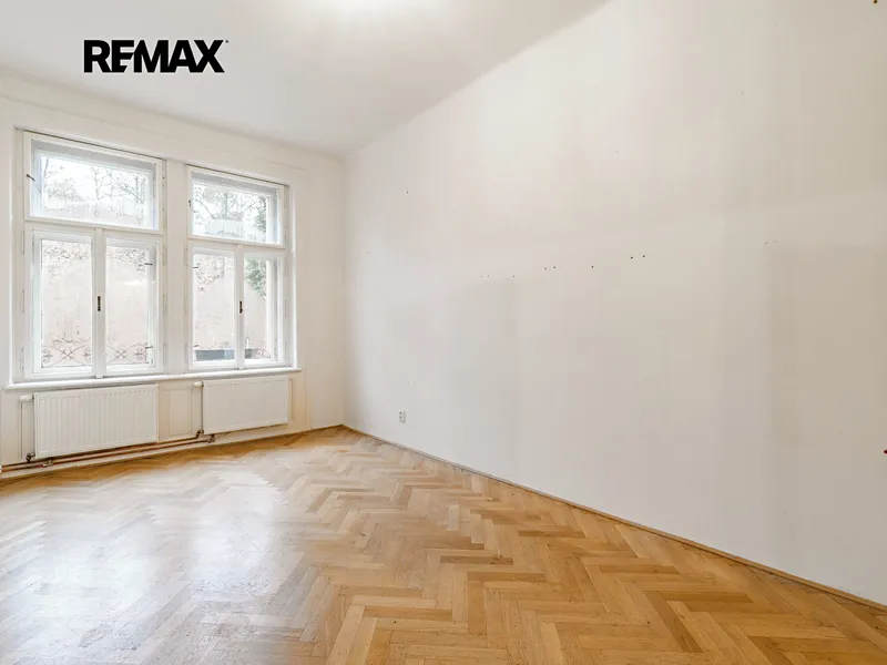 Prodej bytu 1+1 v osobním vlastnictví 36 m², Praha 5 - Smíchov