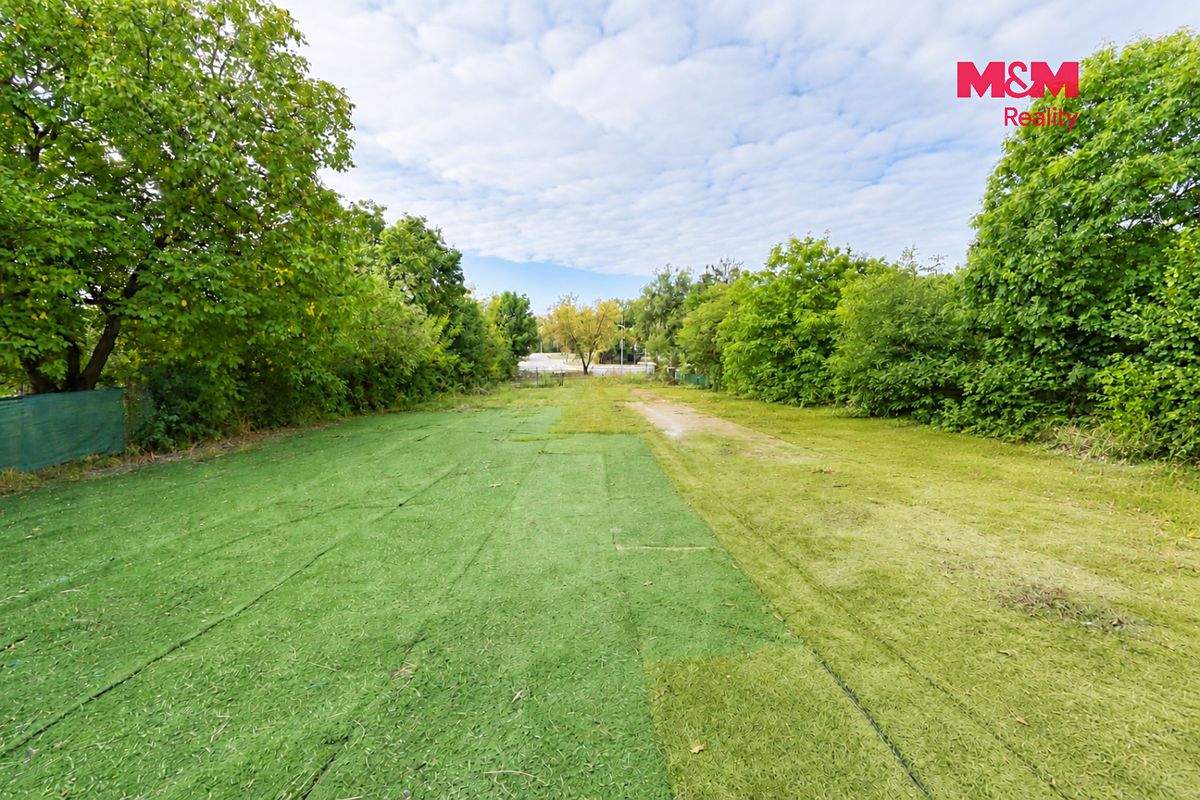 Prodej stavebního pozemku 378 m² – fotografie 4