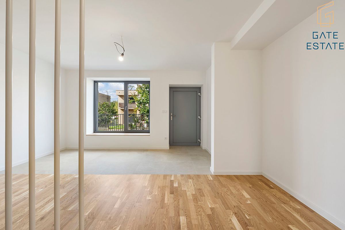 Prodej rodinného domu 217 m², pozemek 270 m² – fotografie 4