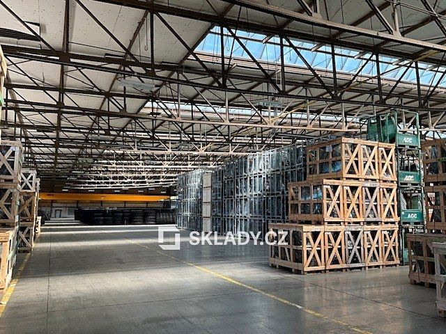 Pronájem skladového prostoru 4300 m² – fotografie 3