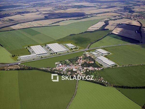 Pronájem skladového prostoru 3000 m² – fotografie 4