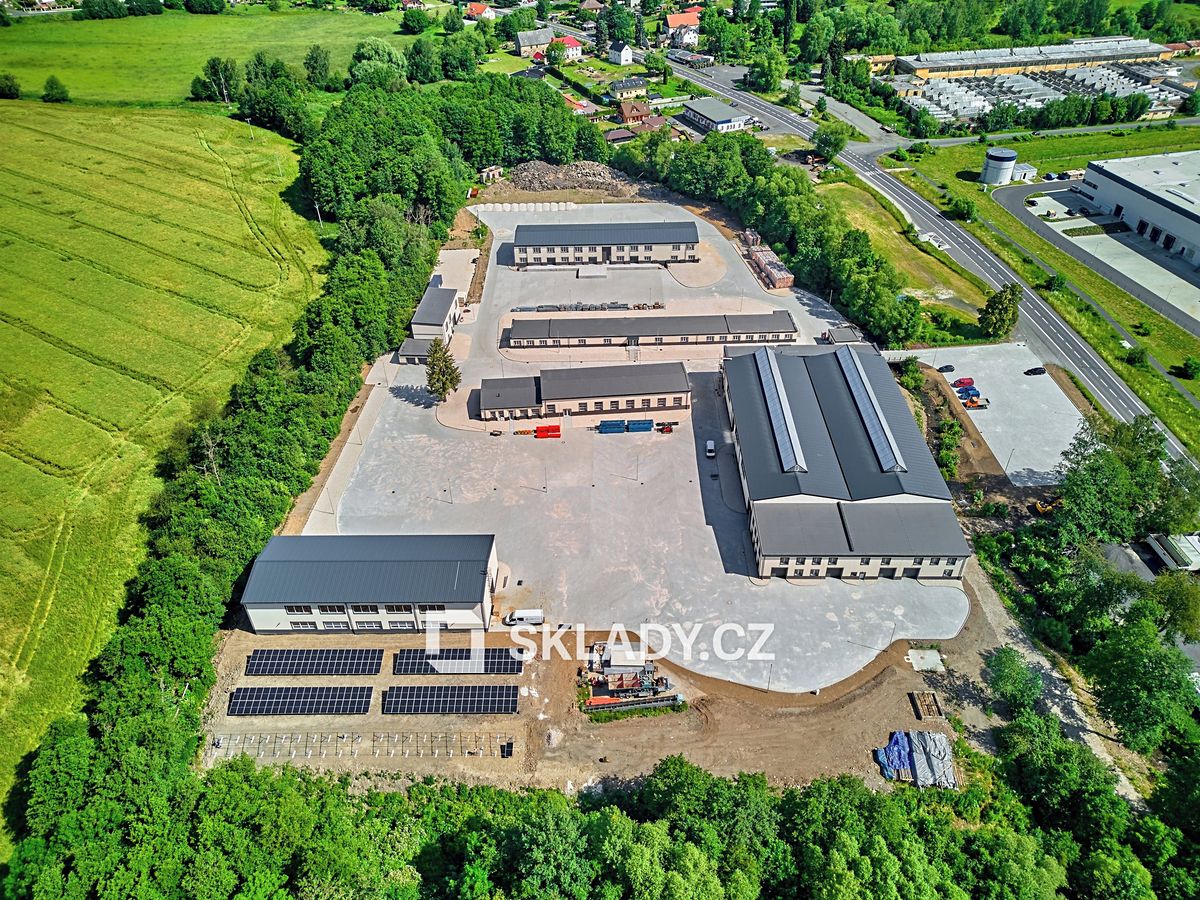 Pronájem komerčního pozemku 500 m² – fotografie 3