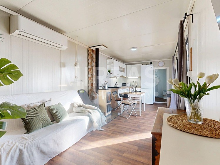 Prodej nemovitosti, 36 m² (3 z 10)