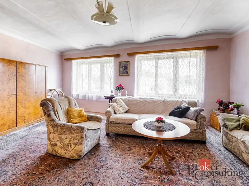 Prodej rodinného domu 202 m², pozemek 8214 m², Dívčice – náhled fotky 2