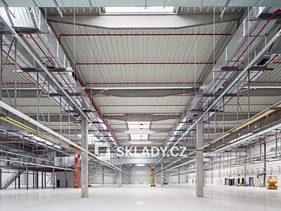 Pronájem skladového prostoru 9100 m²