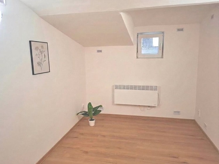Prodej komerčního prostoru, 62 m² (9 z 20)