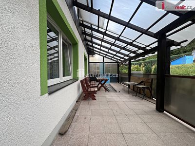 Prodej rodinného domu 220 m², pozemek 709 m²