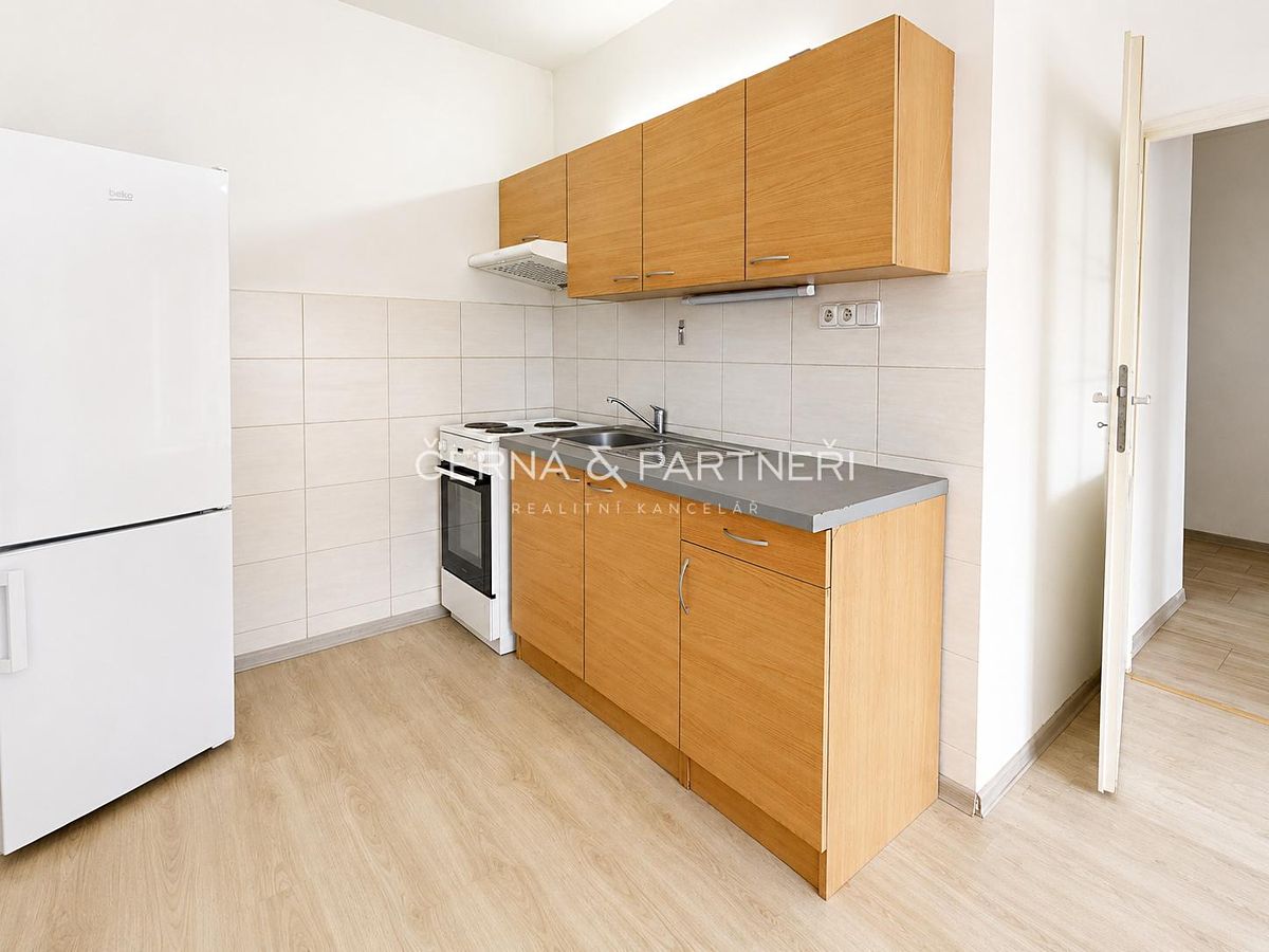 Pronájem bytu 2+kk 42 m² – fotografie 2