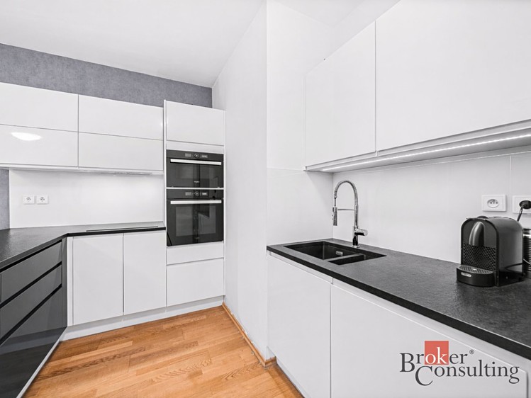Pronájem bytu 3+kk, 78 m² (3 z 20)