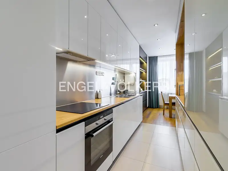 Pronájem bytu 4+kk 140 m², Praha – náhled fotky 2