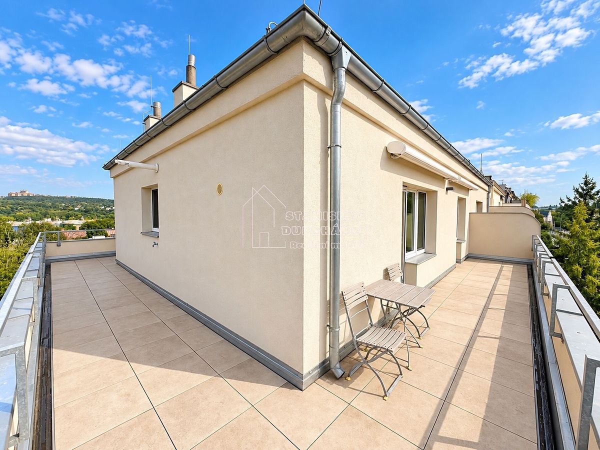 Pronájem bytu 3+kk 110 m² – fotografie 2