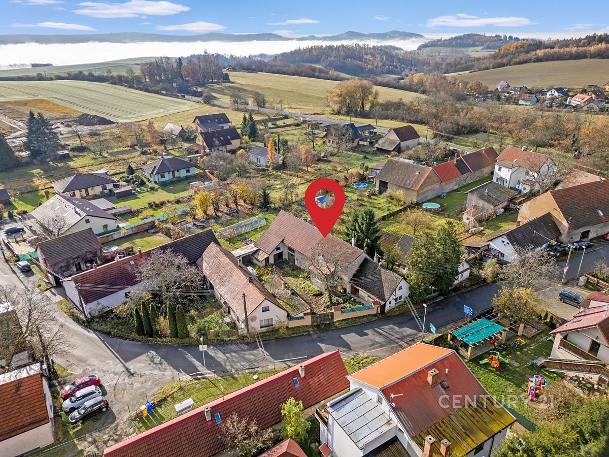 Prodej vícegeneračního domu 234 m², pozemek 527 m² – fotografie 5