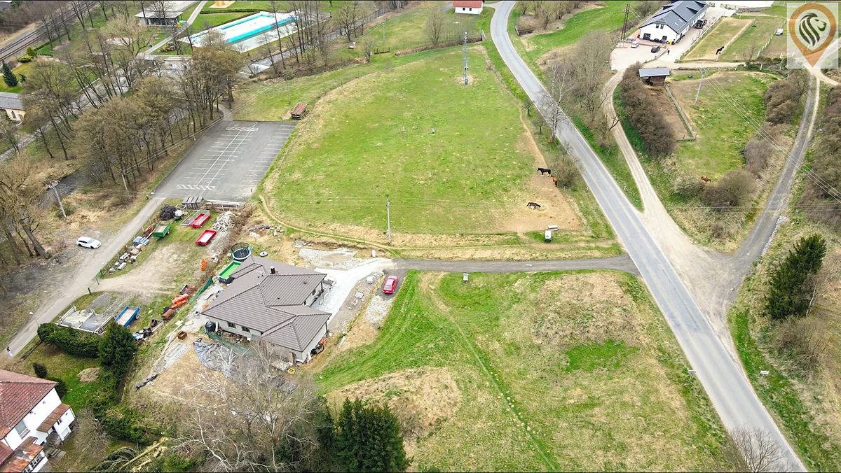 Prodej stavebního pozemku 8515 m² – fotografie 5