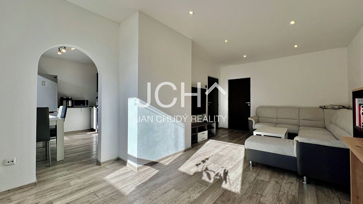 Prodej bytu 3+1 71 m² – fotografie 2