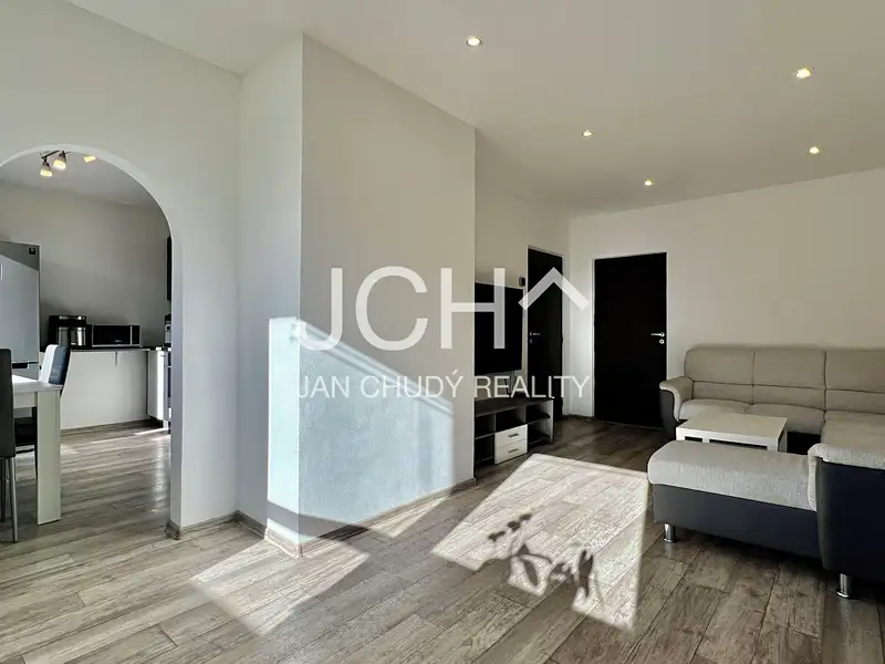 Prodej bytu 3+1 71 m², Hlubočky – náhled fotky 2
