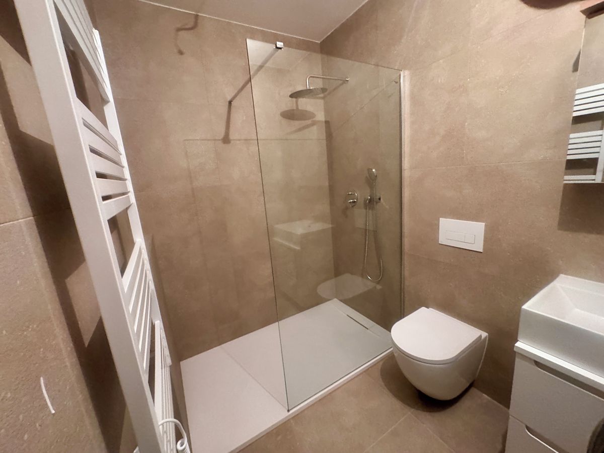 Pronájem bytu 2+kk 38 m² – fotografie 4