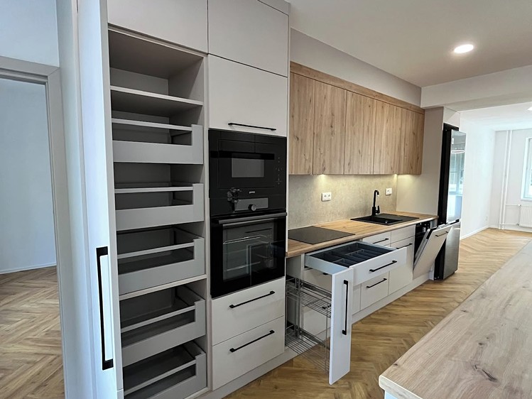 Квартира 3+kk на продаж, 72 м² (3 з 36)
