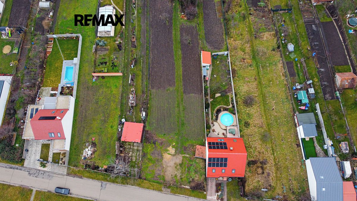 Prodej stavebního pozemku 553 m², Moravská Nová Ves – fotka 1 z 3