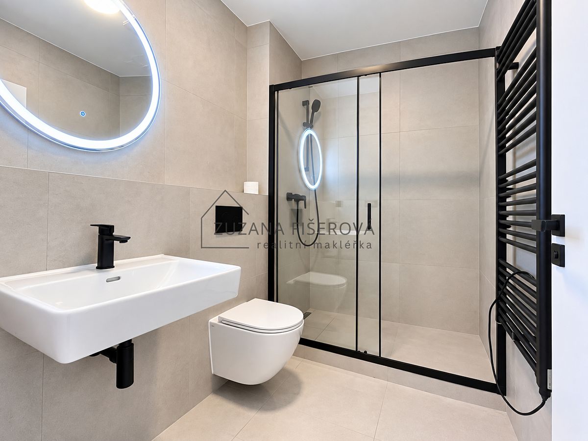 Pronájem bytu 2+kk 35 m² – fotografie 3