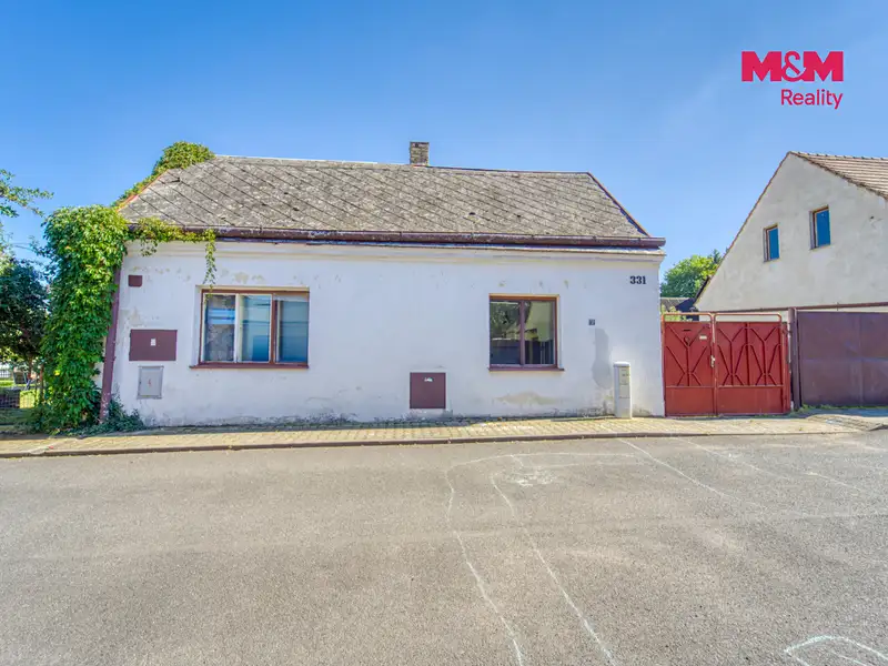 Prodej rodinného domu 180 m², pozemek 341 m², Kryry – náhled fotky 2