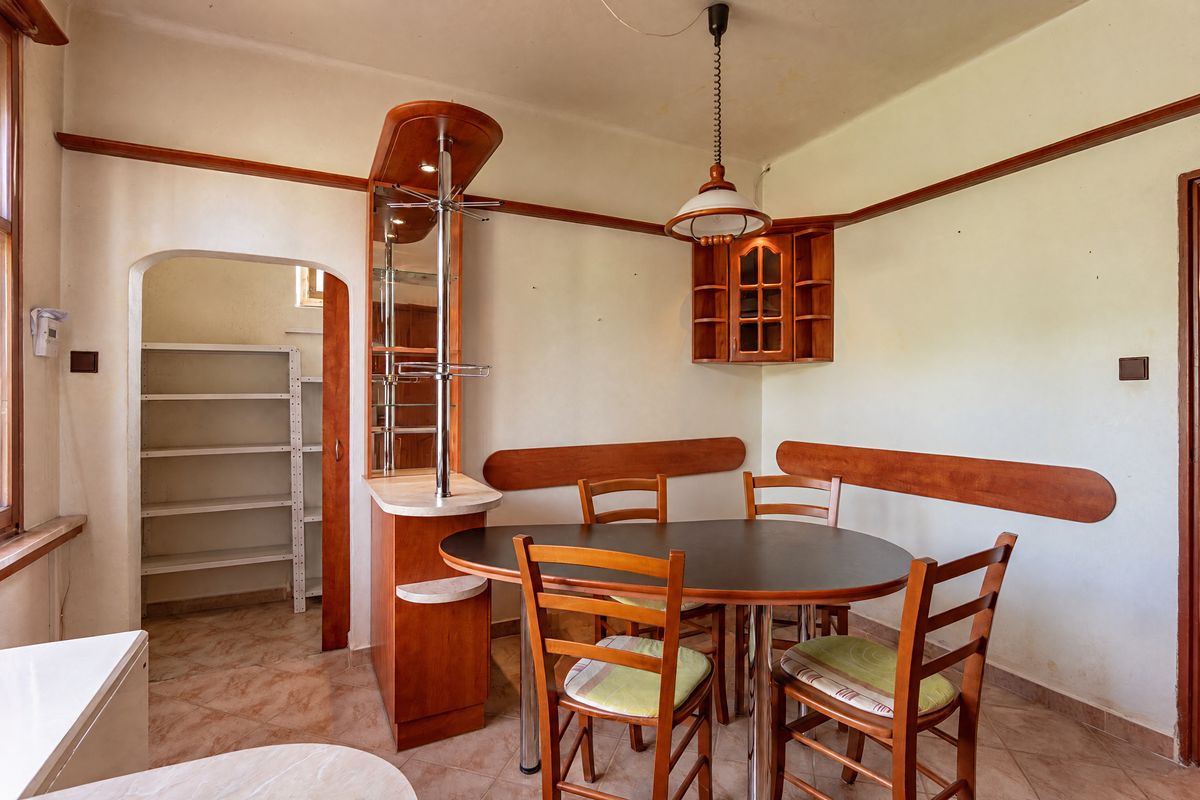 Prodej rodinného domu 150 m², pozemek 1419 m²