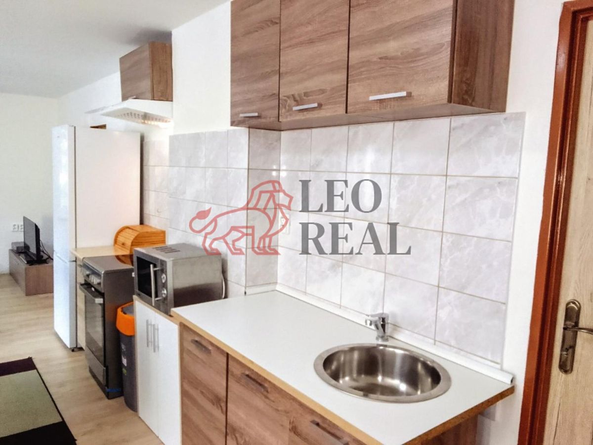 Pronájem bytu 2+1 51 m² – fotografie 5