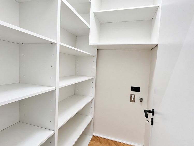 Квартира 4+kk на продаж, 85 м² (19 з 30)